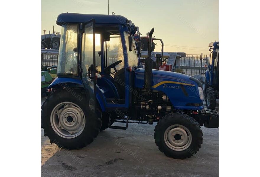 Минитрактор Dongfeng 404 с кабиной G2, изображение 3