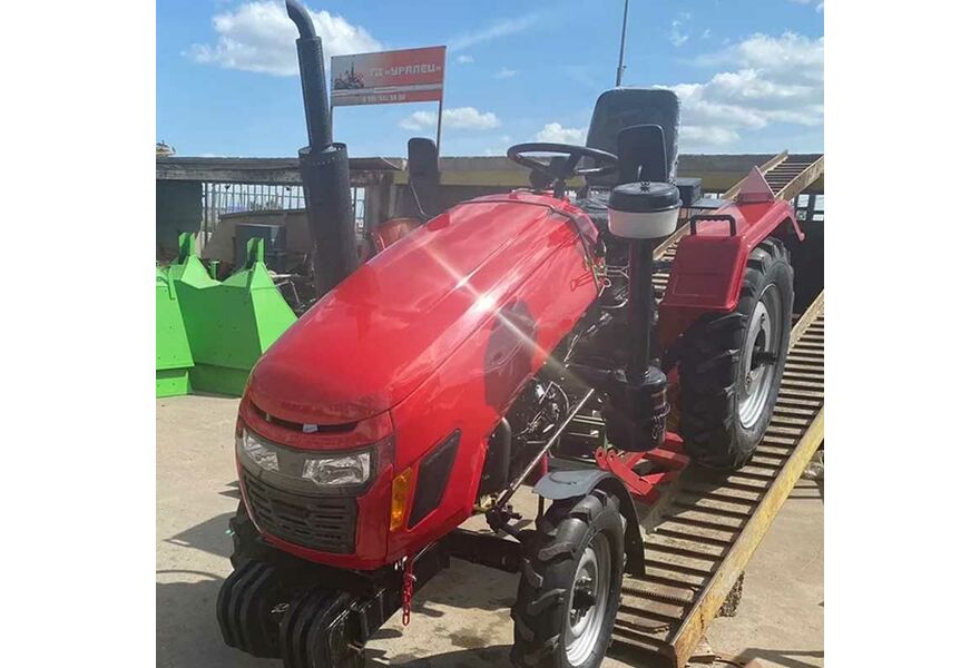 Минитрактор Xingtai ХТ-220, изображение 3 от магазина ТД Уралец Минитрактор Xingtai ХТ-220, изображение 3