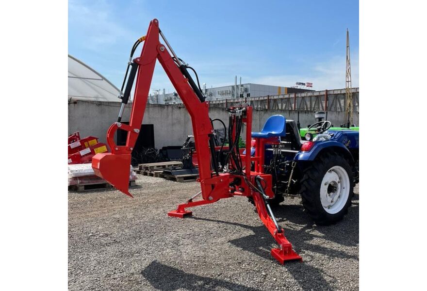 Экскаватор на минитрактор, изображение 2