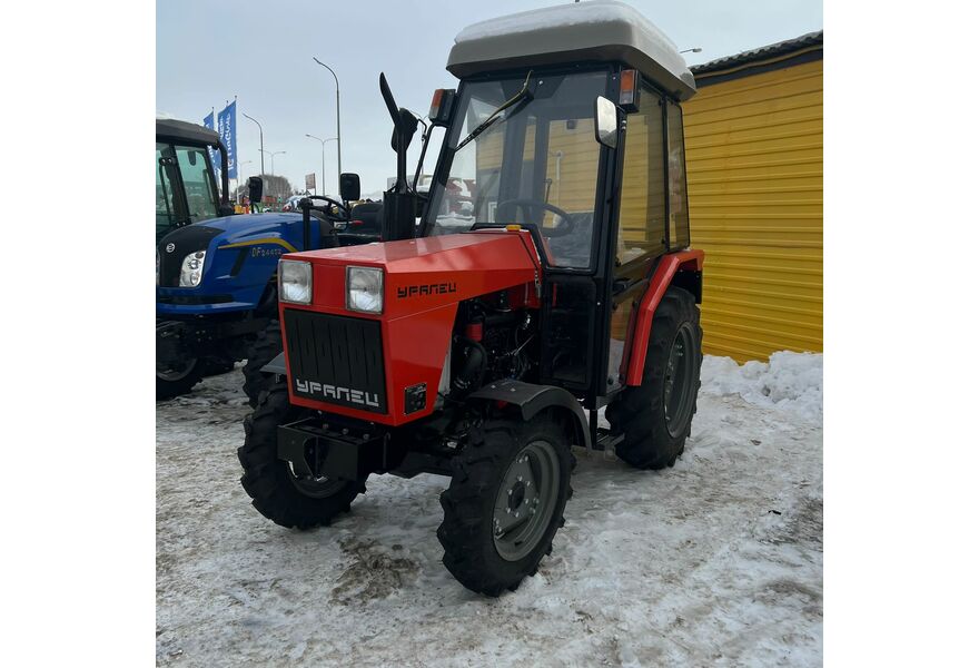 Минитрактор Уралец 254 с кабиной, изображение 8 от магазина ТД Уралец Минитрактор Уралец 254 с кабиной, изображение 8