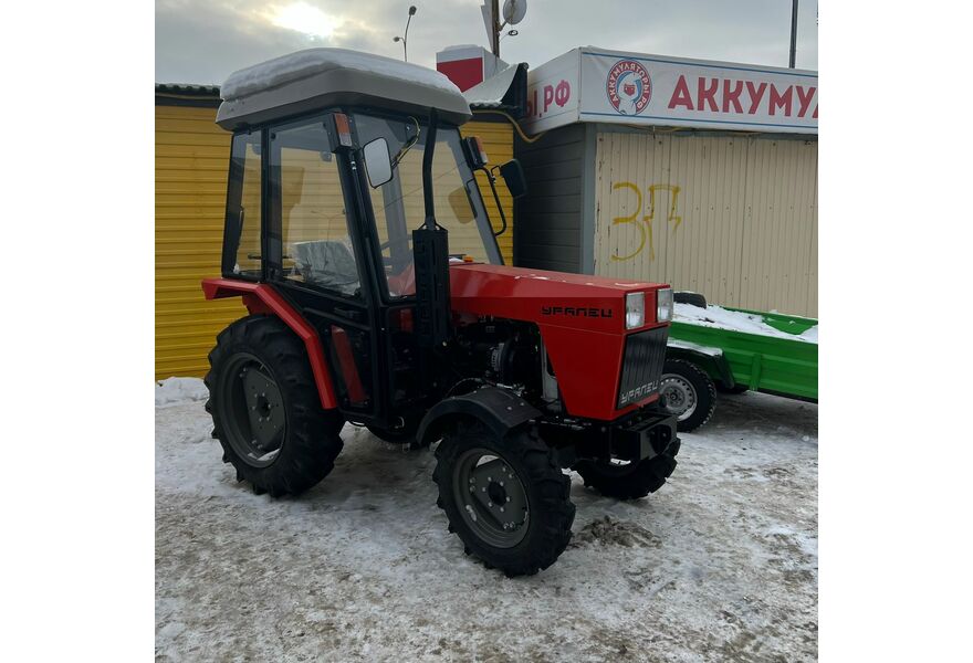 Минитрактор Уралец 254 с кабиной, изображение 3 от магазина ТД Уралец Минитрактор Уралец 254 с кабиной, изображение 3