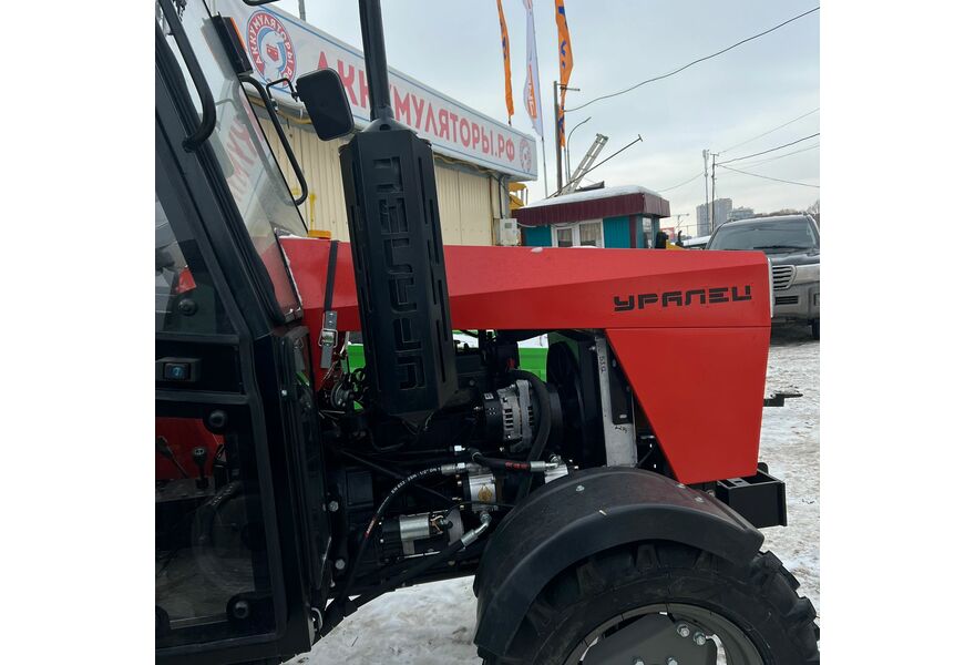 Минитрактор Уралец 254 с кабиной, изображение 7 от магазина ТД Уралец Минитрактор Уралец 254 с кабиной, изображение 7