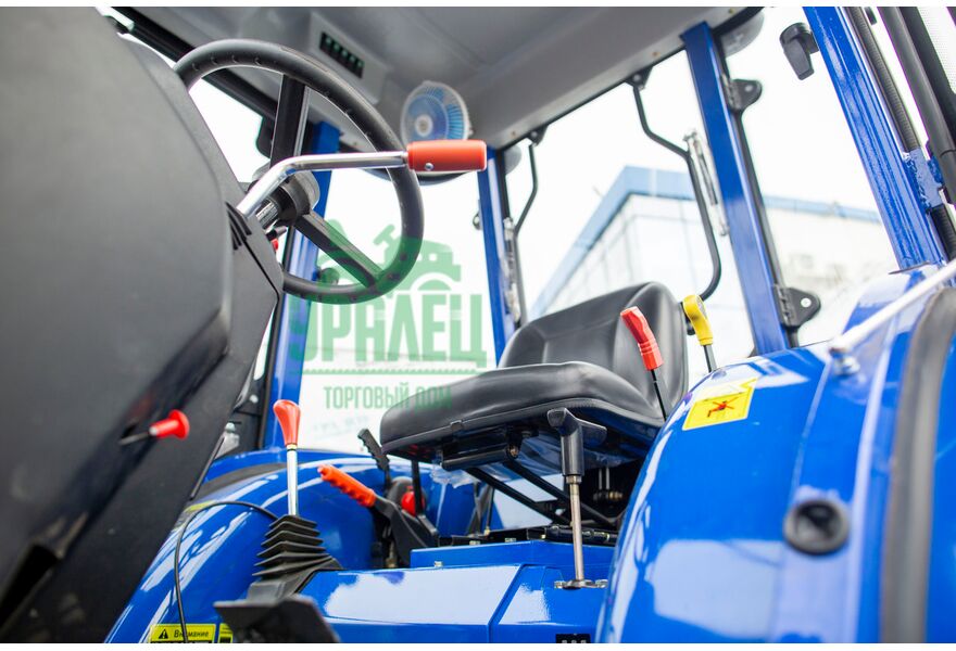 Минитрактор Dongfeng DF-244 G2 с кабиной и c реверсом, изображение 9