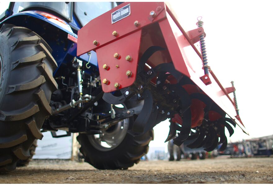 Почвофреза 1GQN-160 захват 1,6м (малый редуктор, красная), изображение 2 от магазина ТД Уралец Почвофреза 1GQN-160 захват 1,6м (малый редуктор, красная), изображение 2