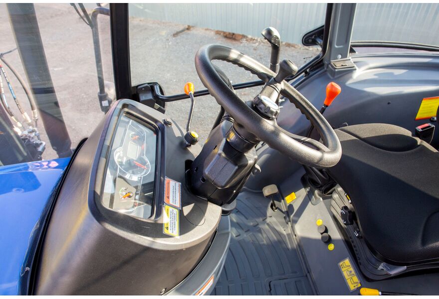 Минитрактор Solis 50 с кабиной с ПСМ, изображение 8 от магазина ТД Уралец Минитрактор Solis 50 с кабиной с ПСМ, изображение 8