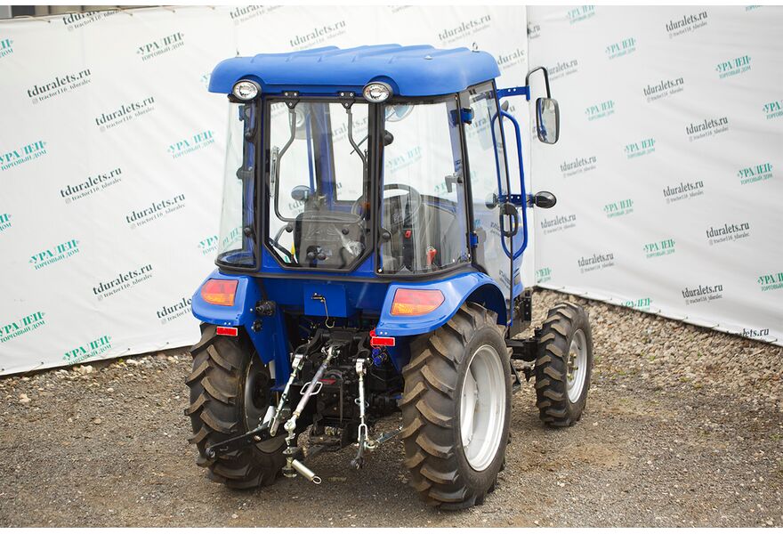 Минитрактор Dongfeng DF-244 G2 с кабиной и c реверсом, изображение 3