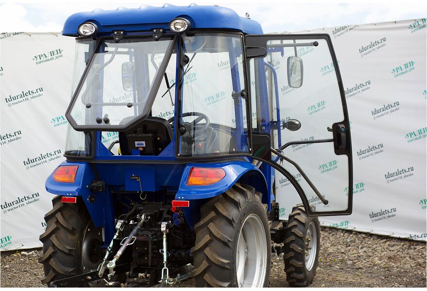 Минитрактор Dongfeng DF-244 G2 с кабиной и c реверсом, изображение 4