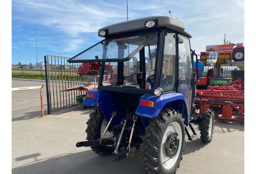 Минитрактор Русич Т-244 с кабиной, изображение 6